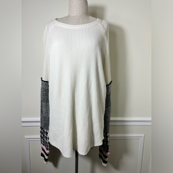 🍂HP🍂FP Movement Women's Mod about You Cuff Raglan - Picture 3 of 8